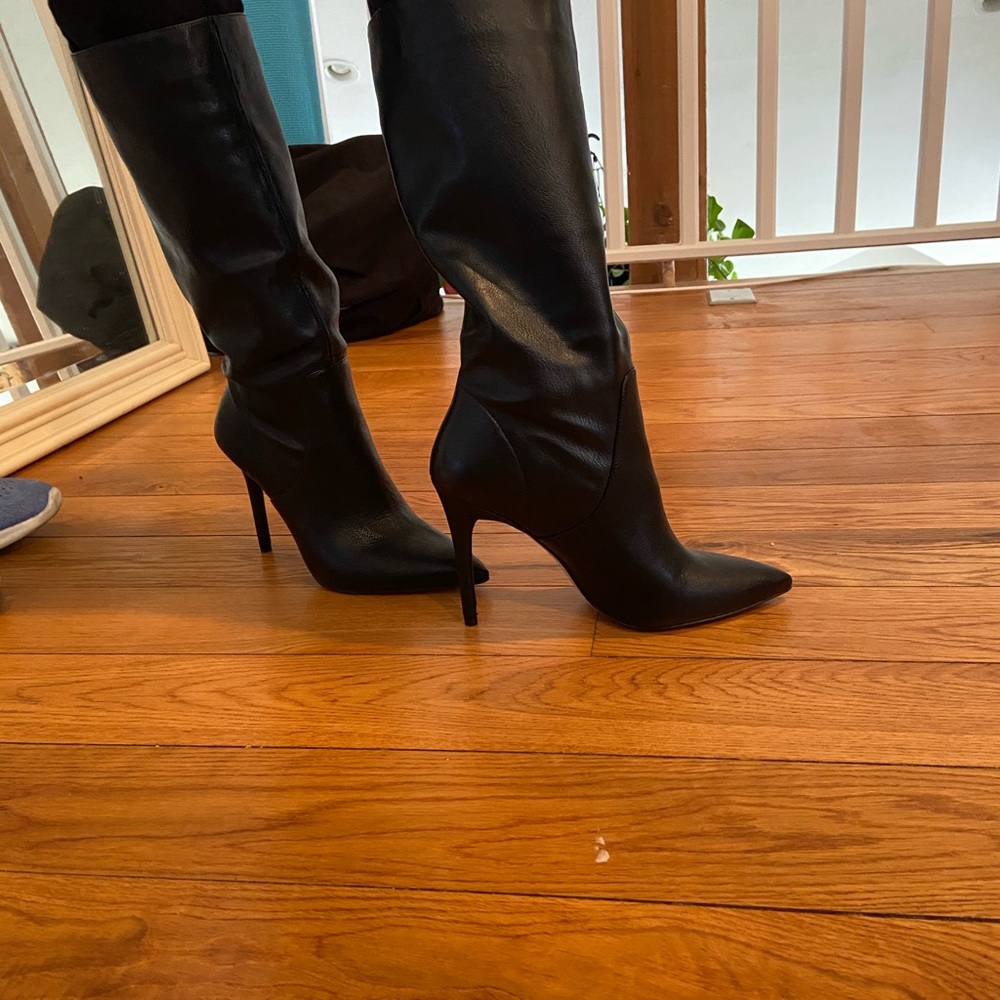 Jessica Simpson boots - Picture 4 of 10